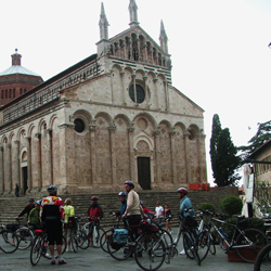 Foto del Duomo di Massa Marittima